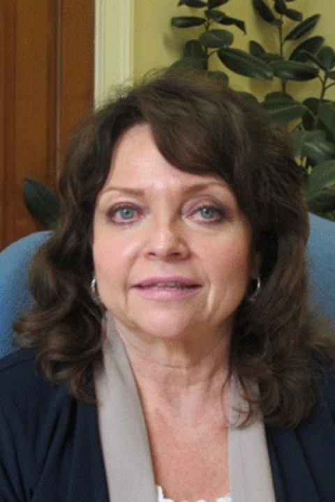 Brenda Pelc-Faszcza headshot